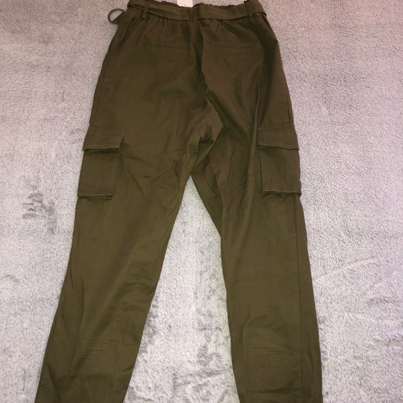 𝘾𝙖𝙧𝙜𝙤 𝙥𝙖𝙣𝙩𝙨 - Picture 2 of 4